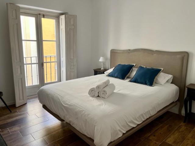 Ti2 Duplex Con Terraza Privada, 120 Metros De La Catedral Apartment Севиля Екстериор снимка