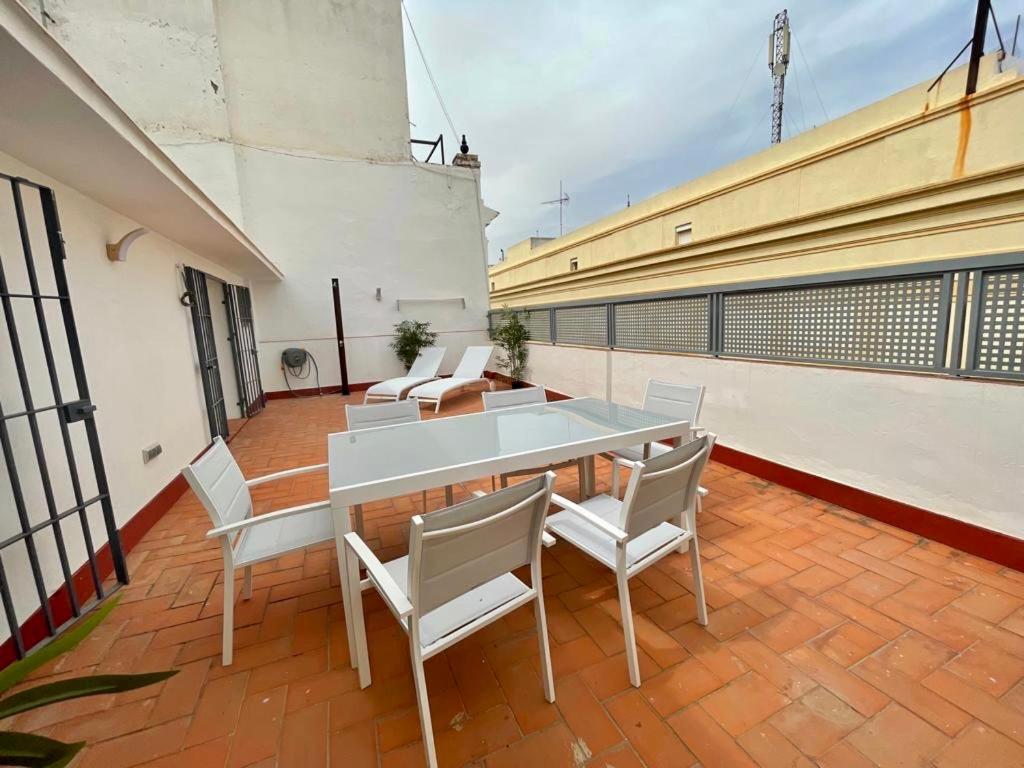 Ti2 Duplex Con Terraza Privada, 120 Metros De La Catedral Apartment Севиля Екстериор снимка