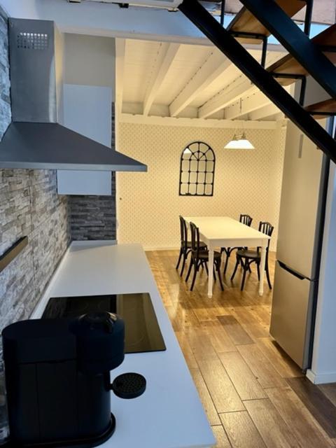 Ti2 Duplex Con Terraza Privada, 120 Metros De La Catedral Apartment Севиля Екстериор снимка
